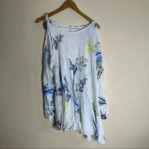 Free people white floral tunic top clear skies ivory cold shoulder flare… - Picture 3 of 12